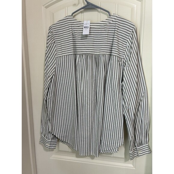 Loft Tops Blouse Button Up L/S Ivory/olive green/gold threading Size XL NWT - Picture 3 of 3